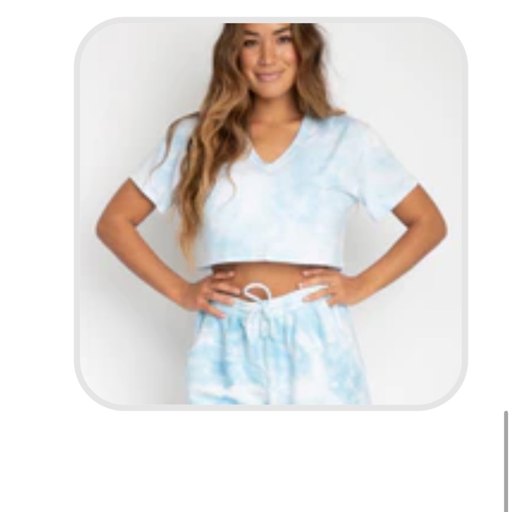 Skatie Alexis Tee Vail vneck tie dye tee blue